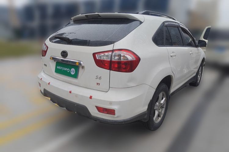 Used BYD S6 2014 1.5TI Manual Luxury 5-Seater