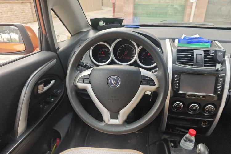 Used Changan CX20 2014 1.4L IMT Sunroof Navigation Version China V Standard
