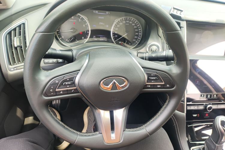 Used Infiniti Q50L 2018 2.0T Comfort Edition China VI Standard