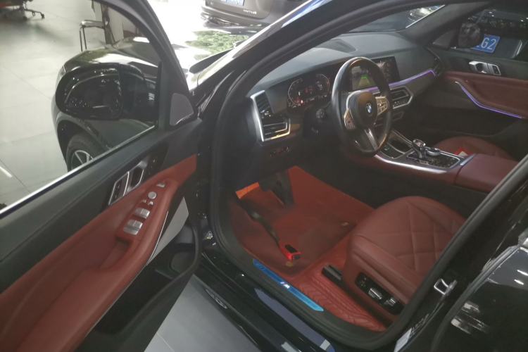 Used BMW X5 2022 xDrive 40Li Luxury Edition M Sport Package