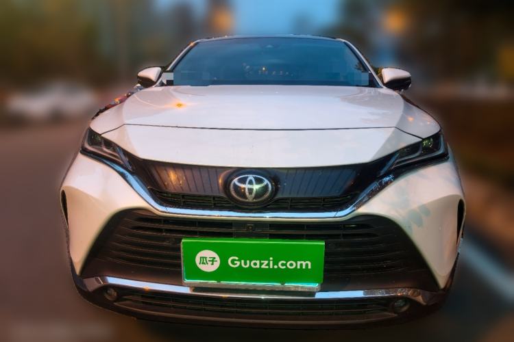 Used Toyota Harrier 2023 2.0L CVT Two-Wheel Drive Deluxe Edition