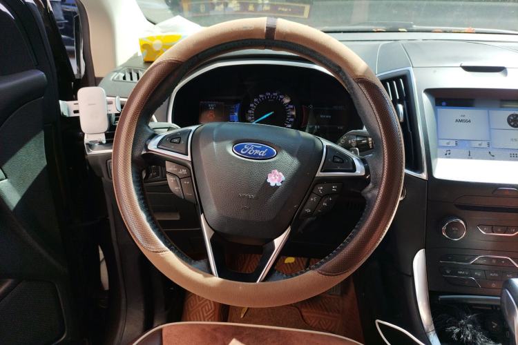 Used Ford Edge 2018 EcoBoost 245 Two-Wheel-Drive Titanium 7-Seater China V Standard Steering Wheel