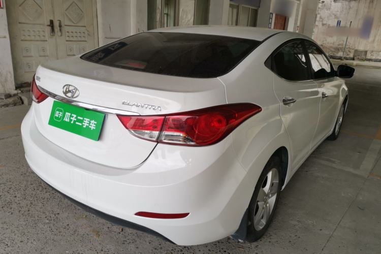 Used Hyundai Elantra (5th Generation / Langdong) 2013 1.6L Automatic Leading Model Rear Right 45 Deg