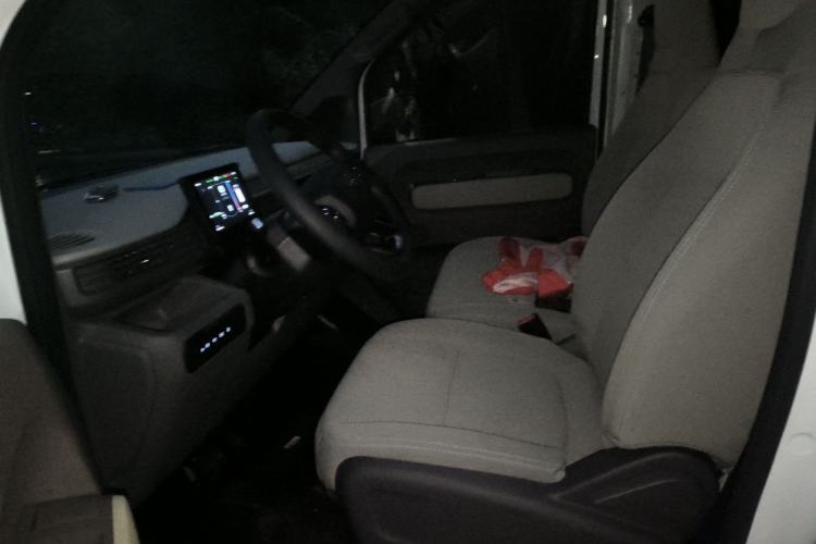 Used Farizon Xingxiang V 2025 Star Enjoy V7E Smart Wealth Edition Ningde 50.2 kWh Left Front Seat