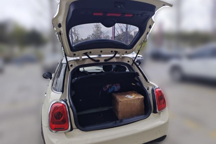 Used MINI MINI 2016 1.5T COOPER Five-Door Edition