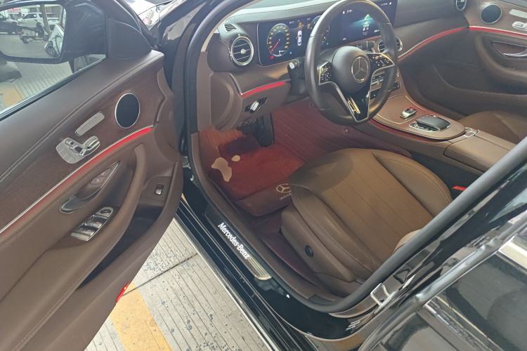 Used Mercedes-Benz E-Class 2023 Updated E 300 L Fashion Edition Driver Seat