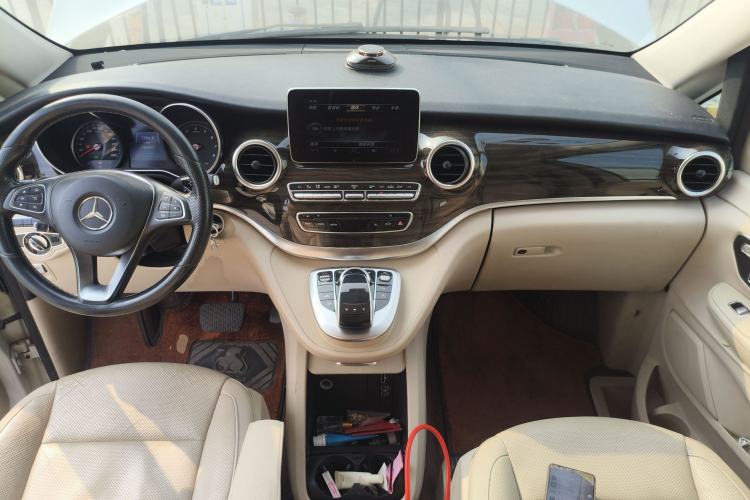 Used Mercedes-Benz V-Class 2016 V 260 Avantgarde Edition