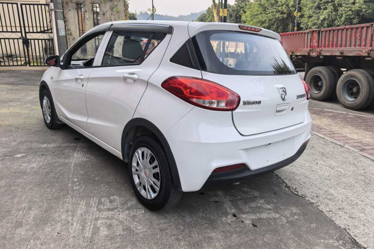 Used Baojun 310 2016 1.2L manual Comfort trim level