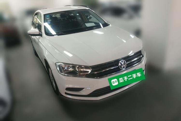Used Volkswagen Bora 2016 1.6L Automatic Fashion Model Front Right 45 Deg