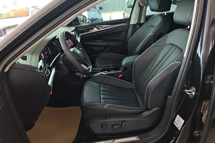 Used Volkswagen Passat 2024 380TSI Starry Dragon Edition
