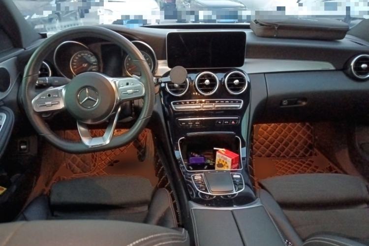 Used Mercedes-Benz C-Class 2019 C 260 Sport Edition Center Console