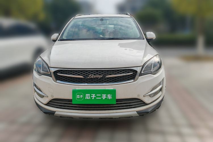 Used Zotye Domy X5 2015 1.5T Manual Luxury Model China V Standard Front