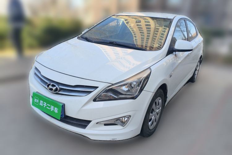 Used Hyundai Verna (older generation) 2014 1.4L Manual Smart GLS Trim