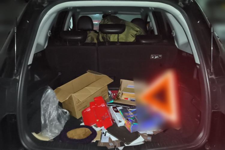 Used Haval H6 2014 Upgraded Model 1.5T Manual Two-Wheel Drive Elite Version Trunk