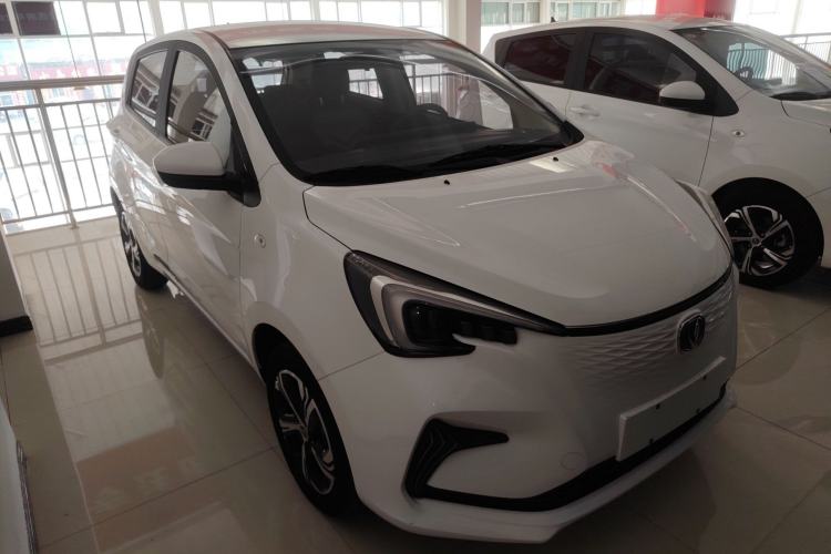 Used CHANGAN Benni E-Star 2022 Qingxin Edition Colorful Model Lithium Iron Phosphate Front Right 45 Deg