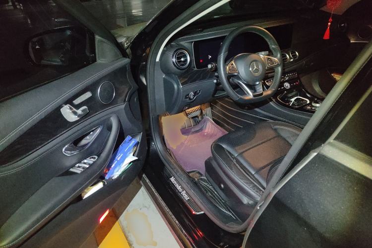 Used Mercedes-Benz E-Class 2016 E 300 L Sporty and Stylish Model