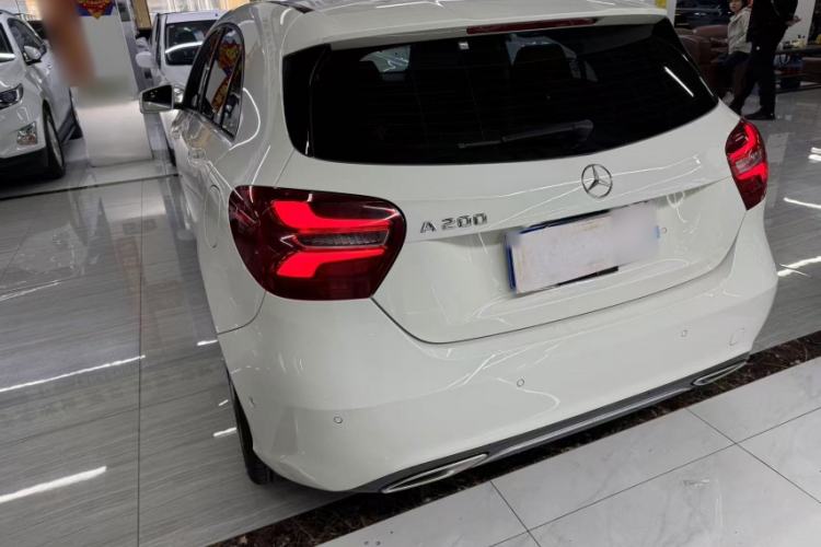 Used Mercedes-Benz A-Class (Import) 2016 A 200 Fashion Model