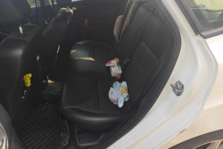 Used Ford Focus 2015 Hatchback 1.6L Automatic Fashion Edition