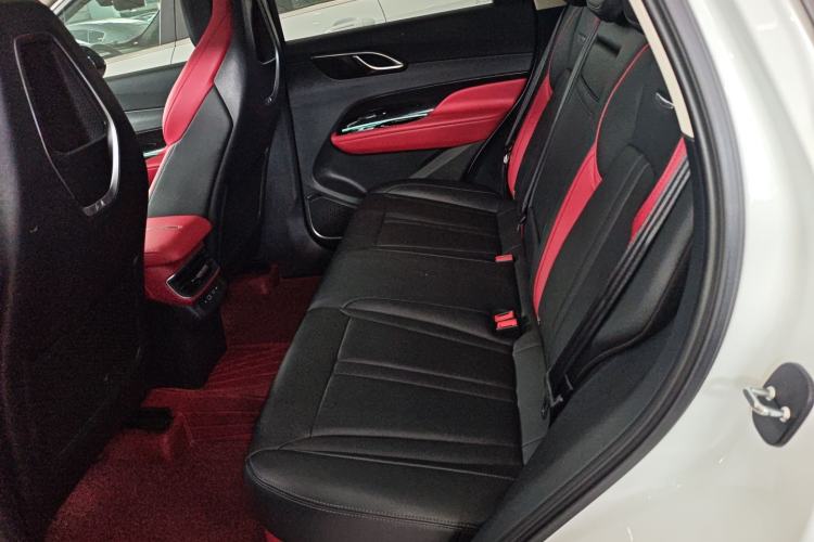 Used Hongqi HS3 2023 1.5T Two-Wheel Drive Shanwei Edition Left Rear Seat