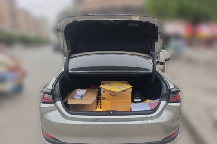 Used Lexus ES 2025 200 Premium Edition Trunk