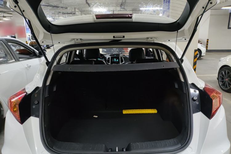 Used CHANGAN Eado 2013 1.6L Automatic Junku Model China IV Standard Trunk