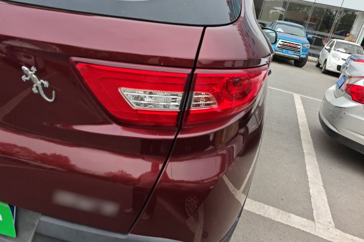 Used Soueast DX7 2016 1.5T Manual Triumph Edition
