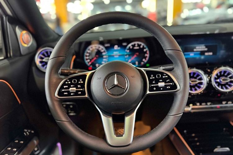 Used Mercedes-Benz GLB 2022 GLB 220 Fashion Model