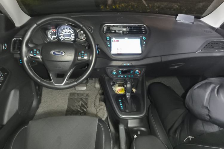 Used Ford Escort 2019 Revised Version 1.5L Automatic Enjoyment Type China VI Standard Center Console