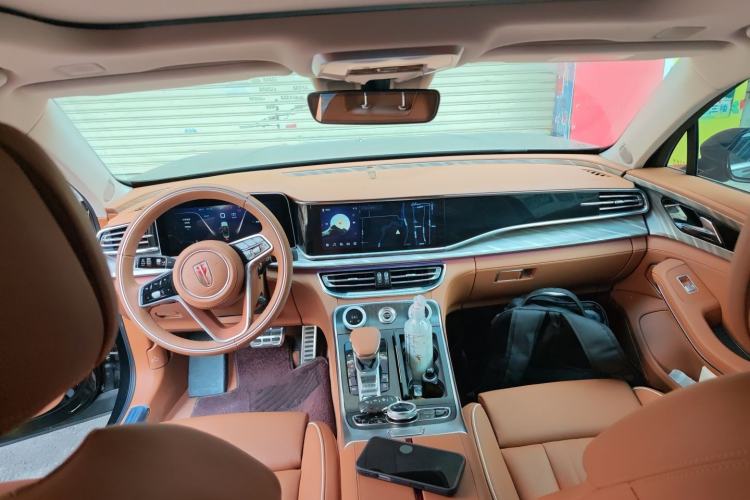 Used Hongqi H9 2023 2.0T Smart Connect Flagship Edition Center Console