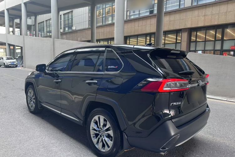 Used Toyota Wildlander 2021 2.0L CVT Two-Wheel Drive Luxury Edition