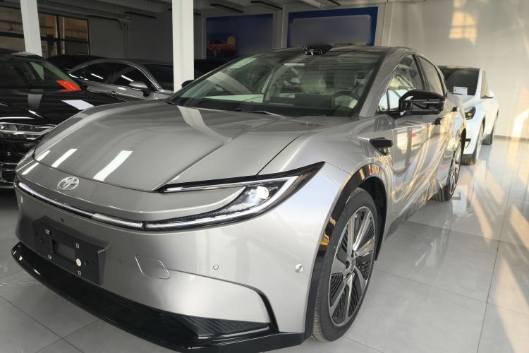 Used Toyota bZ5 2025 Model 550 PRO Smart Driving Edition