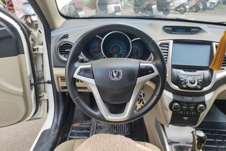 Used CHANGAN Eado 2014 1.6L Manual Luxury Model Steering Wheel