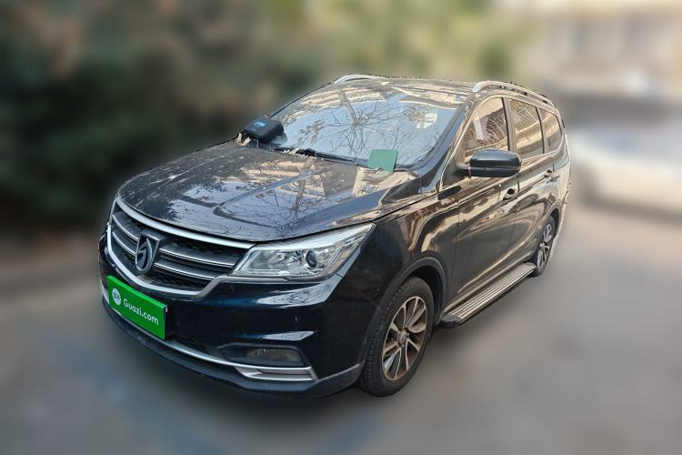 Used Baojun 730 2019 1.5L Manual Fashion Model 7-seater National V