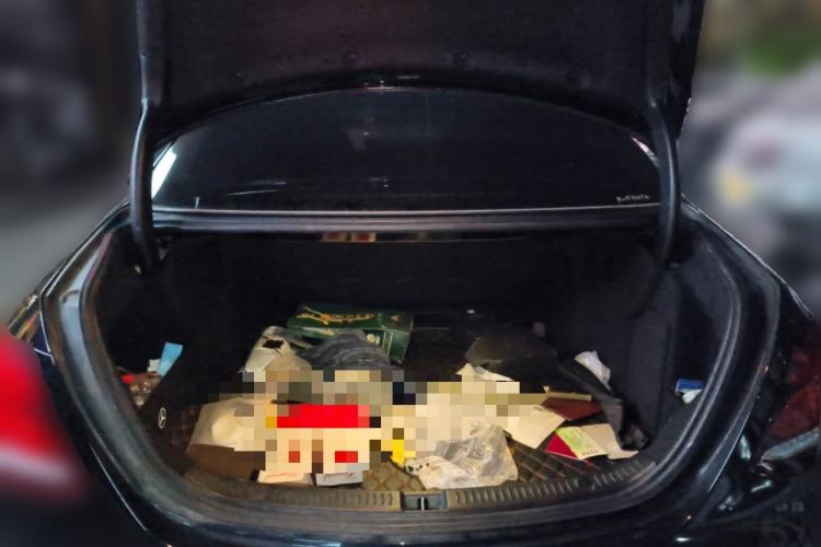 Used Mercedes-Benz E-Class 2018 Restyled E 300 L Sporty and Stylish Edition Trunk