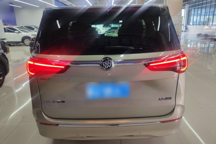 Used Buick GL8 2022 ES Landtrek 653T Luxury Edition