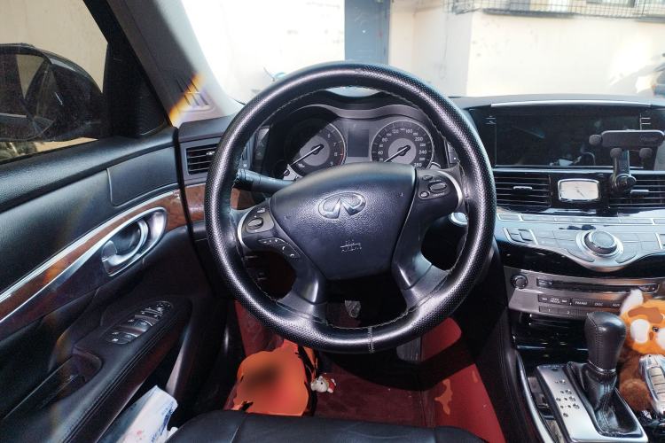 Used Infiniti Q70 2017 Q70L 2.5L Luxury Edition
