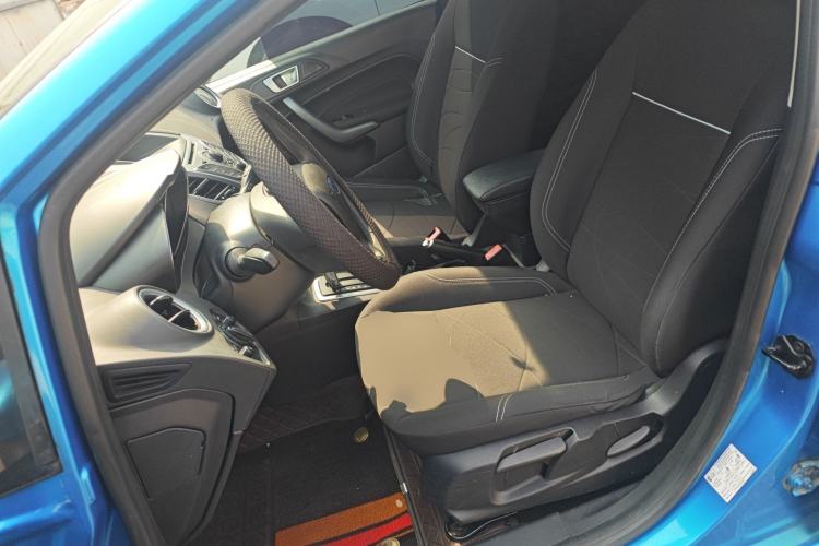 Used Ford Fiesta 2013 Hatchback 1.5L Automatic Fashion Edition
