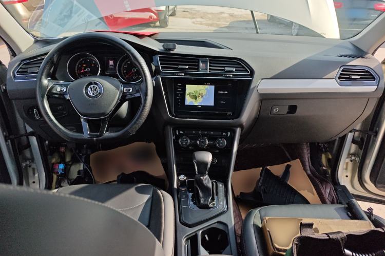 Used Volkswagen Tiguan L 2019 Revised Version 280TSI Automatic Two-Wheel Drive Panoramic Comfort Edition China VI Standard