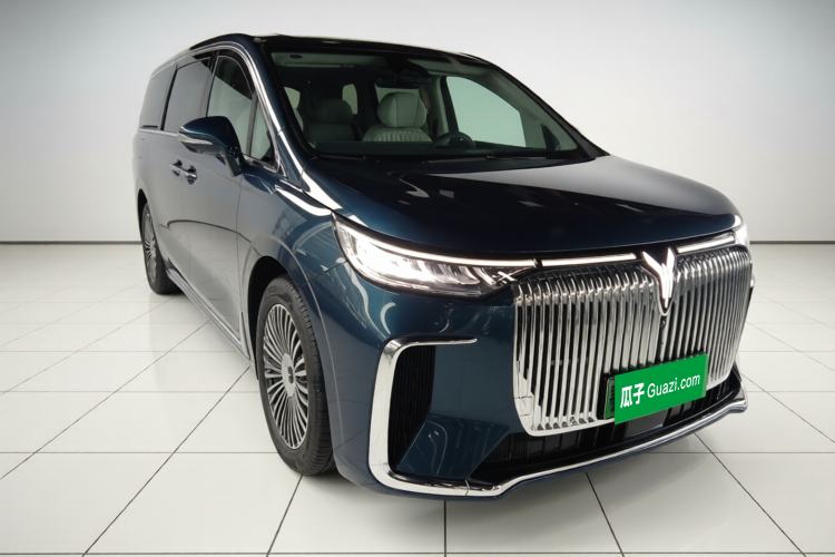 Used VOYAH Dream 2025 PHEV Four-Wheel-Drive Flagship Kunpeng Edition Exterior 1