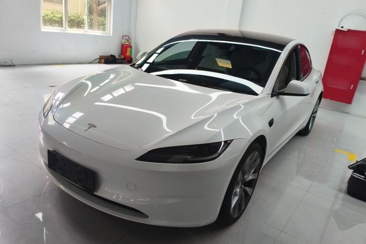 Used Tesla Model 3 2023 Long-Range All-Wheel-Drive Version