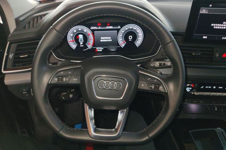 Used Audi Q5L 2022 40T Fashionable and Dynamic Model