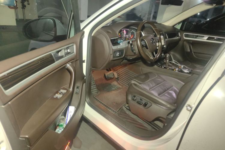 Used Volkswagen Touareg 2017 3.0 TSI Touareg Model Driver Seat