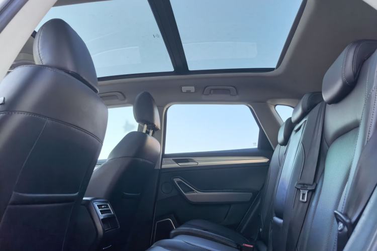 Used Zotye Domy X7 2017 Upgraded Edition 2.0T DCT Huangshan Model 7 Seats