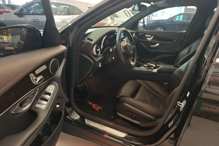 Used Mercedes-Benz GLC 2018 GLC 260 4MATIC Dynamic Edition