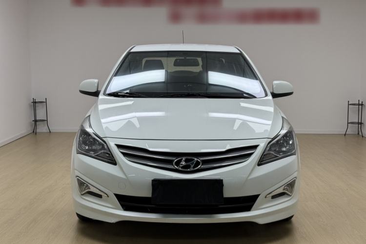 Used Hyundai Verna (older generation) 2014 1.4L Manual Smart GLS Trim
