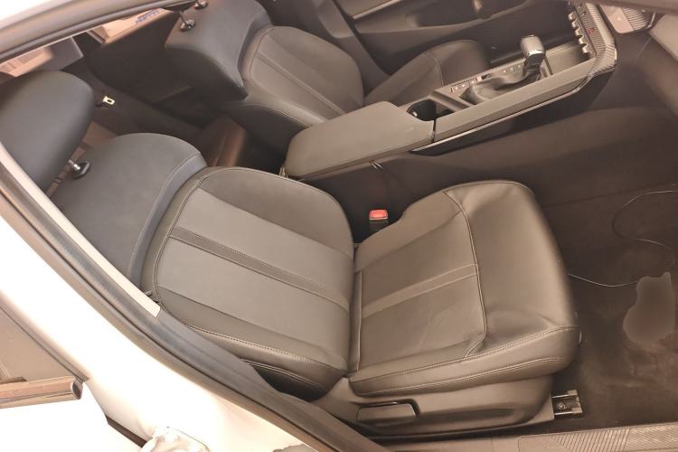 Used Baojun Valli 2021 1.5T Naqu Starry Sky CVT Flagship Model Right Front Seat