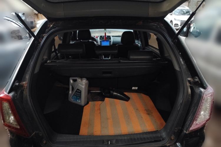 Used Lifan Auto X60 2013 1.8L Manual Champion Edition Trunk