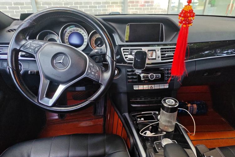 Used Mercedes-Benz E-Class 2015 E 260 L Sport & Fashion Model