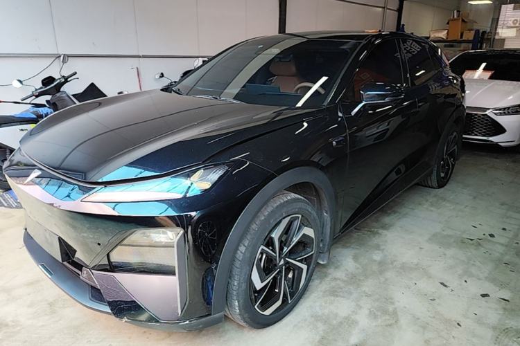 Używany Deepal S07 2024 215Max Qiankun Intelligent Driving ADS SE Range-Extended Version
