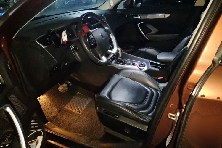 Used DS 6 2016 1.6T Luxury Edition THP160 Left Front Seat